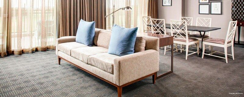 Фото Sheraton McKinney Hotel