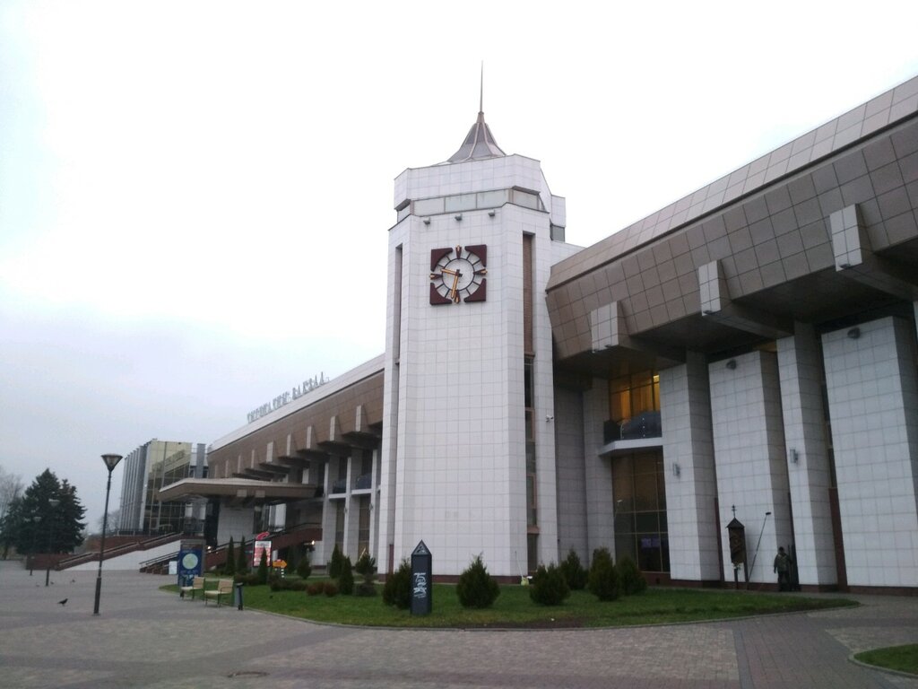Железнодорожный вокзал ул буденного 37 фото Zheleznodorozhny vokzal Grodno, train station, Belarus, Hrodna, vulica Budzionna