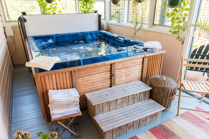 Фото Charles Bass House Bed & Breakfast