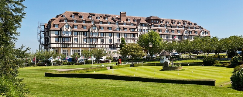 Фото Le Grand Hôtel Enghien-les-Bains