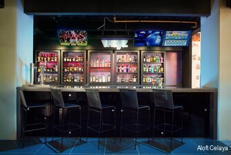 Фото Aloft Celaya