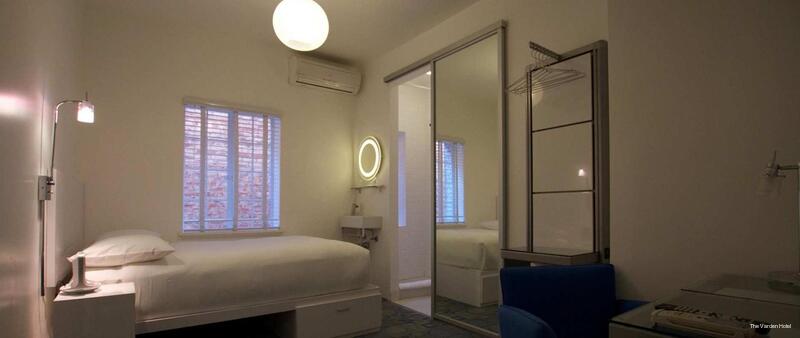 Фото The Varden Hotel