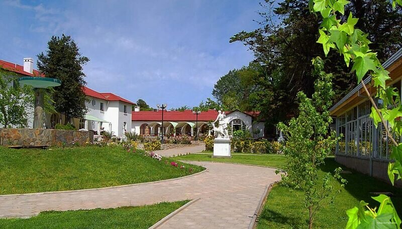 Ski resort Termas Pinimavida-resort, Maule Region, photo