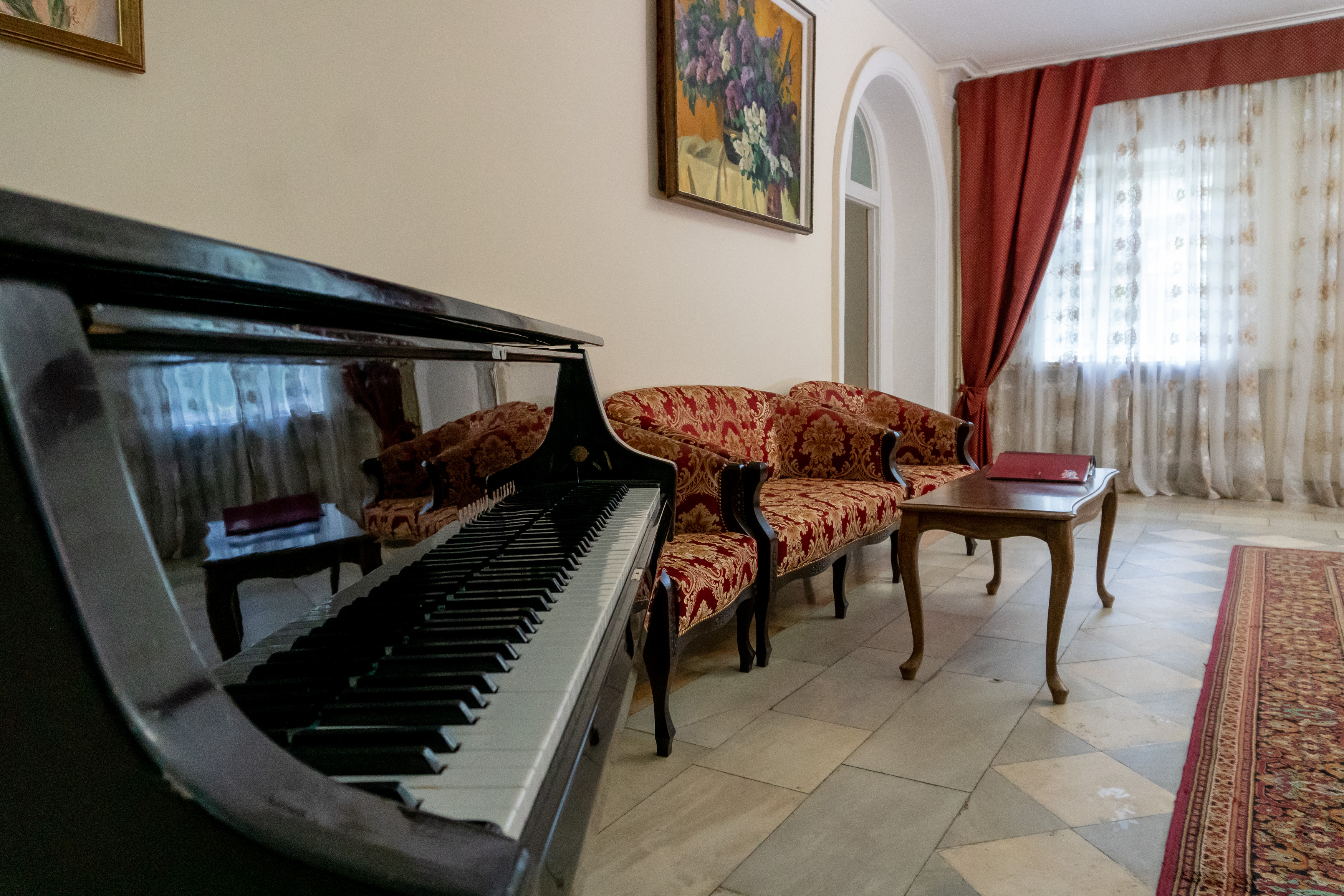 Фото отеля 2