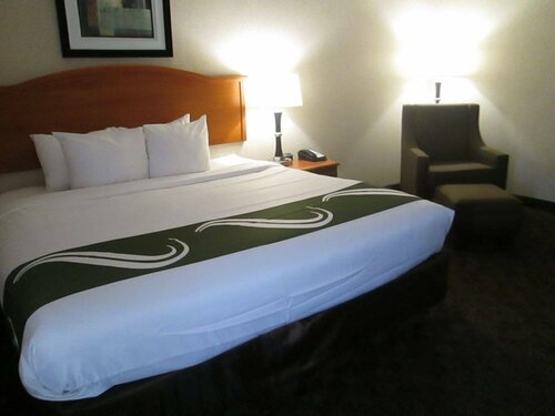 Гостиница Quality Inn & Suites