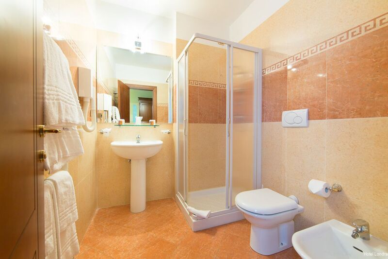 Фото Dipendenza Hotel Londra