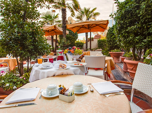 Внешний вид отеля Hotel Gambrinus & Strand в Червии, фото 4