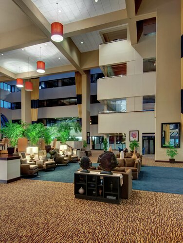 Гостиница Embassy Suites by Hilton West Palm Beach Central в Уэст-Палм-Бич