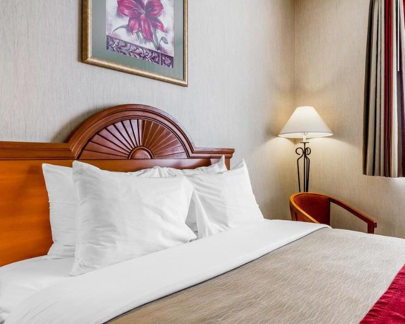 Фото Comfort Inn Ellsworth - Bar Harbor