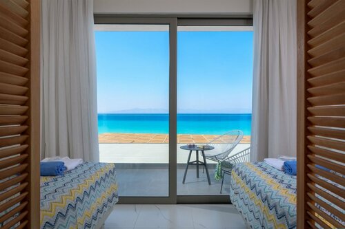 Внешний вид отеля Avra Beach Resort Hotel & Bungalows - All Inclusive в Ялиссосе, фото 2