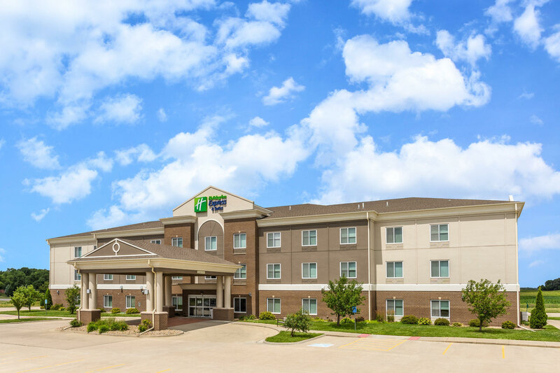 Гостиница Holiday Inn Express - Albert Lea