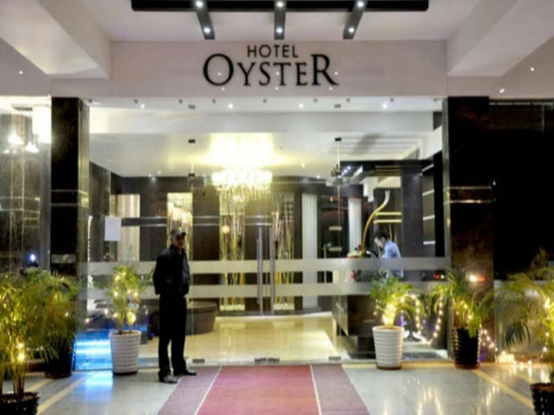 Гостиница Hotel Oyster в Чандигархе