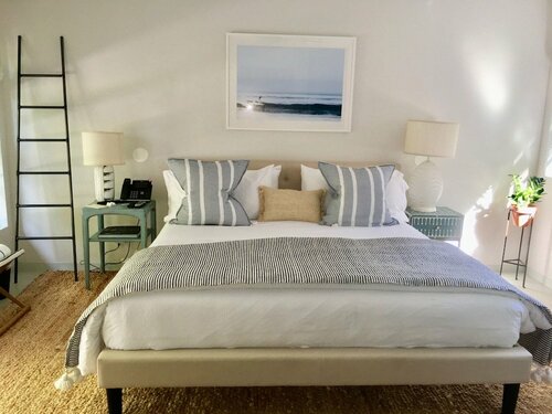 Гостиница A Room At The Beach