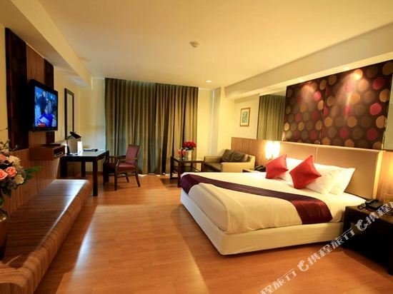 Фото Dynasty Grande Hotel