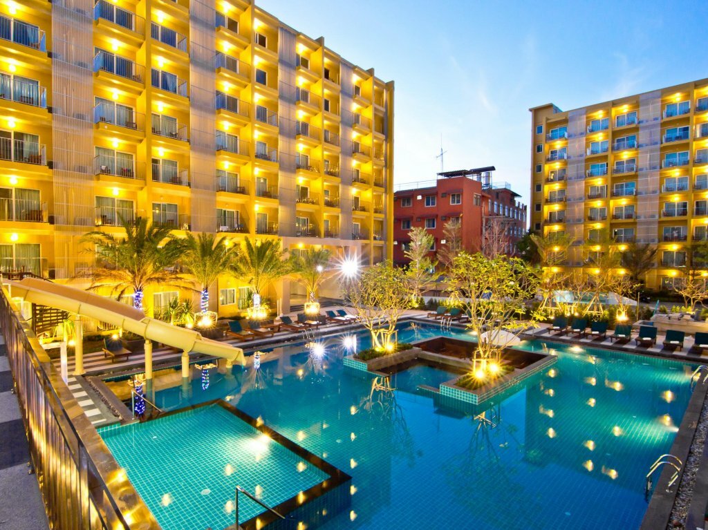 Hotel Bella Express, Pattaya, photo