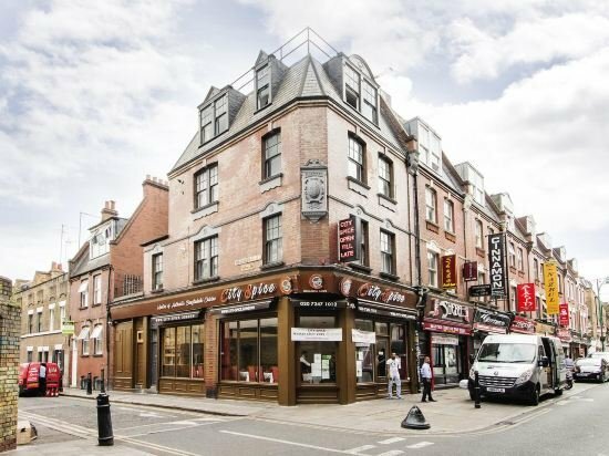 Гостиница Crashpads Shoreditch The Club Row Collection в Лондоне