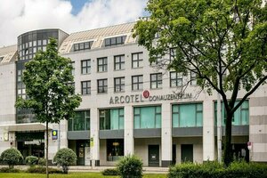 отель Arcotel Donauzentrum