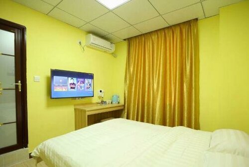 Гостиница Shenfa Hotel в Лунгане