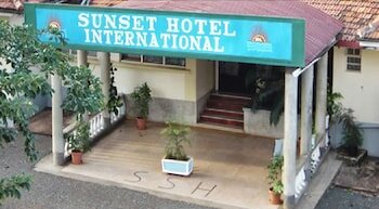 Гостиница Sunset International Hotel