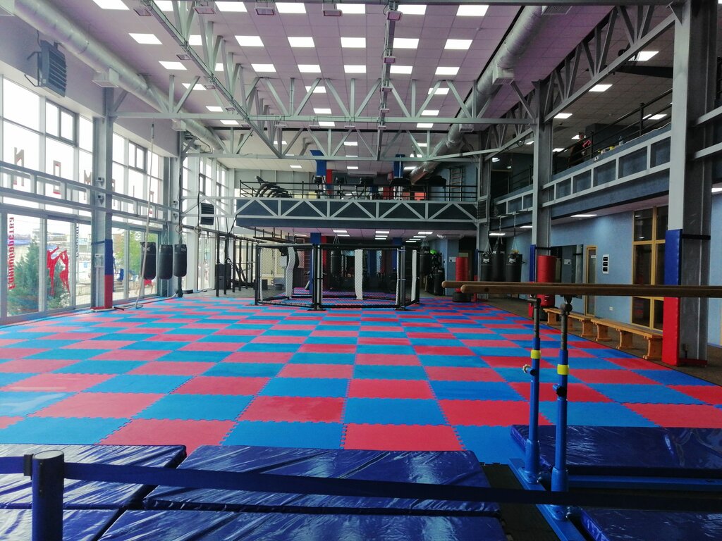 Спортивный, тренажёрный зал Diamond Gym, Анапа, фото