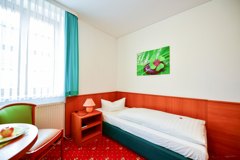 Фото Hotel Zum Goldenen Löwen