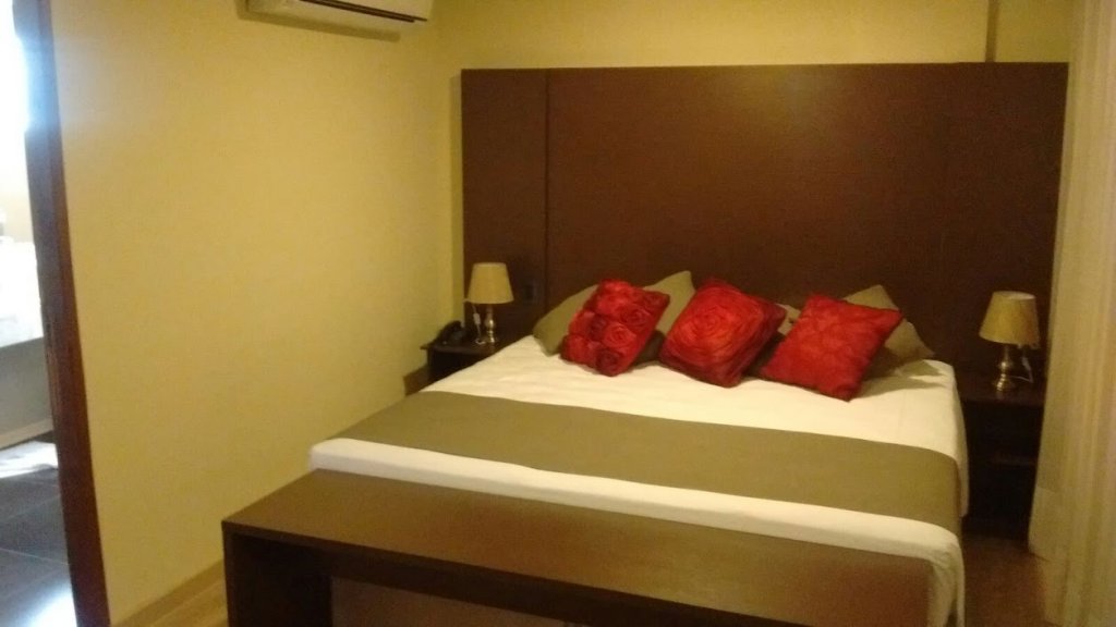 Фото Olavo Bilac Hotel