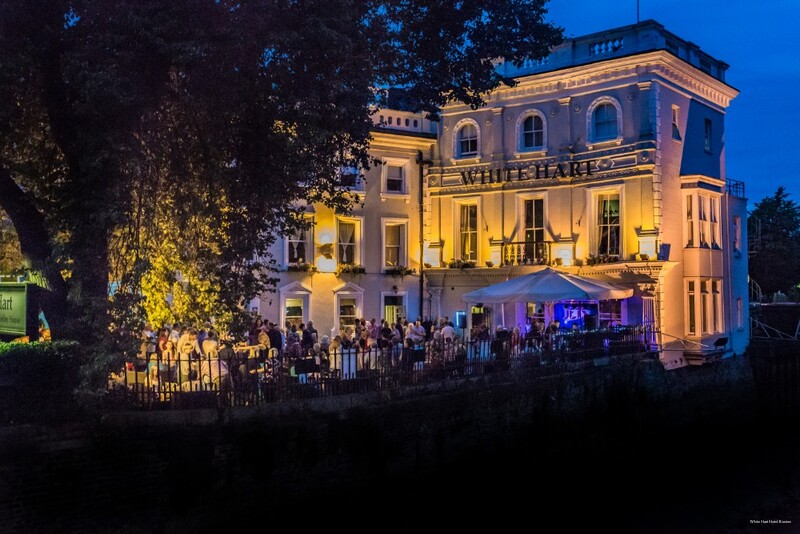 Фото Econo Lodge Truman Inn