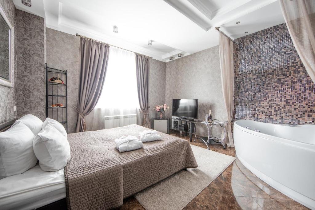 Фото Гравор