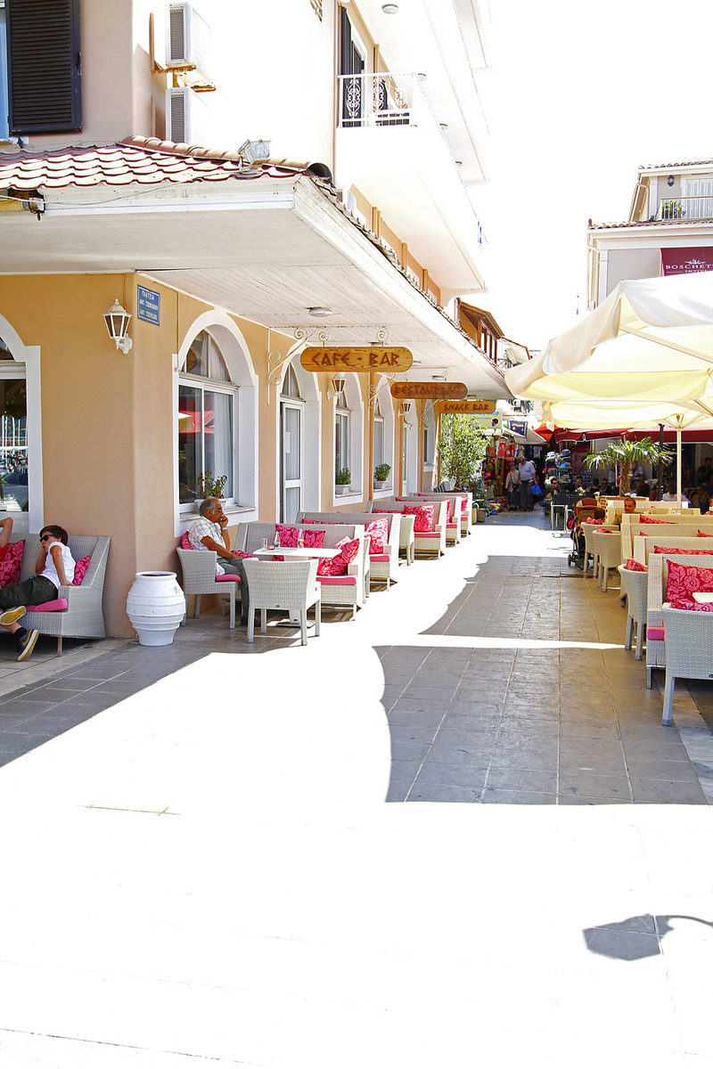 Фото Nirikos Hotel