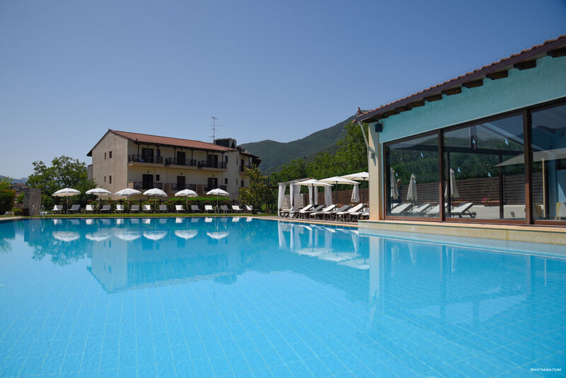 Фото Mont Helmos Hotel