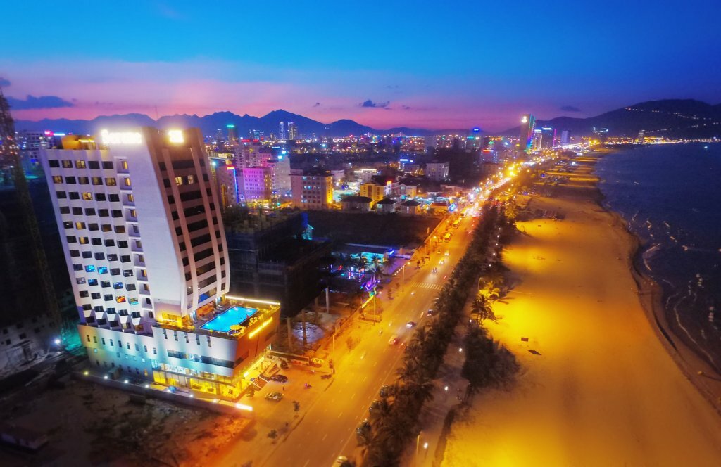Hotel Serene Beach Hotel Danang, Da Nang, photo