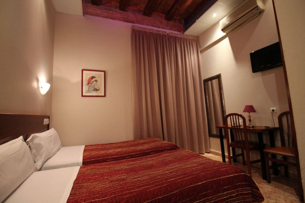 Фото Orleans Barcelona