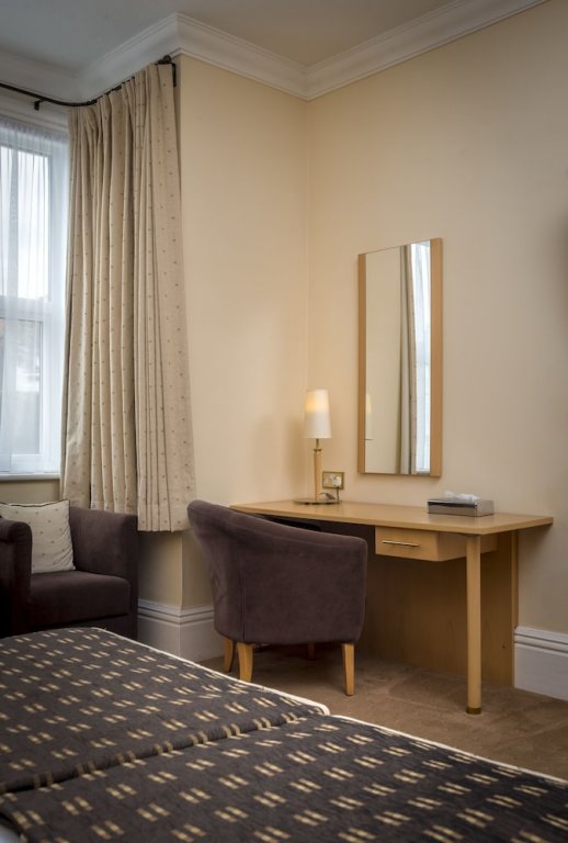 Фото The Windsor Hotel