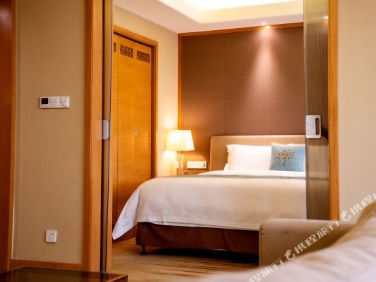 Фото Howard Johnson Sunshine Plaza Ningbo