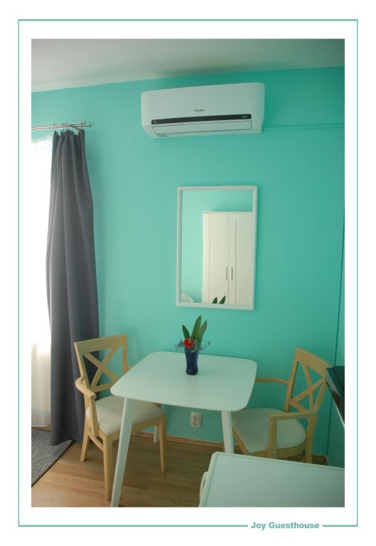 Фото Joy guesthouse