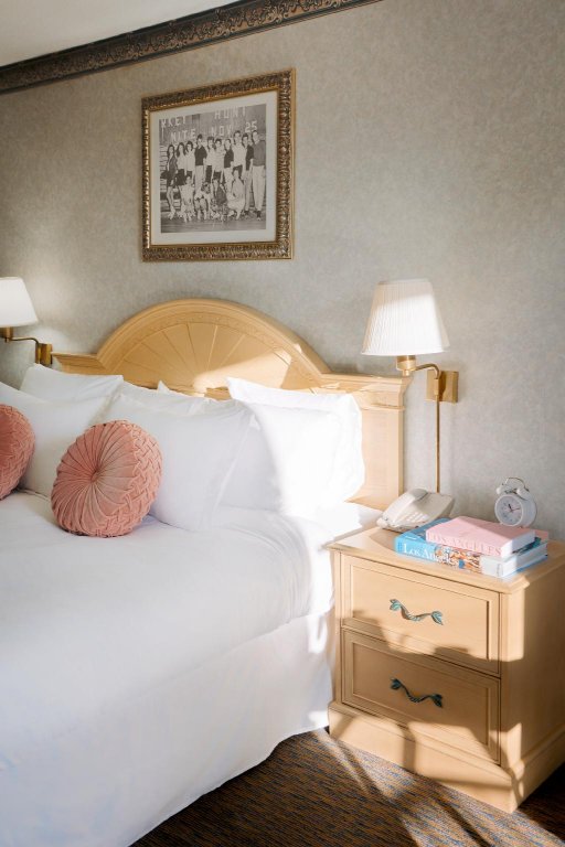 Фото Glendale Express Hotel