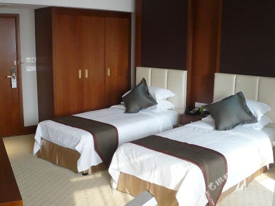 Фото Noble Center Hotel