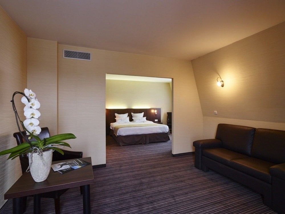 Фото Europe Hotel