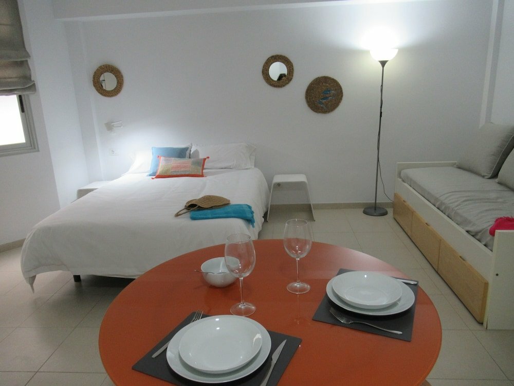 Hotel Estudio a 25 metros playa Canteras - Wifi, Las Palmas de Gran Canaria, photo