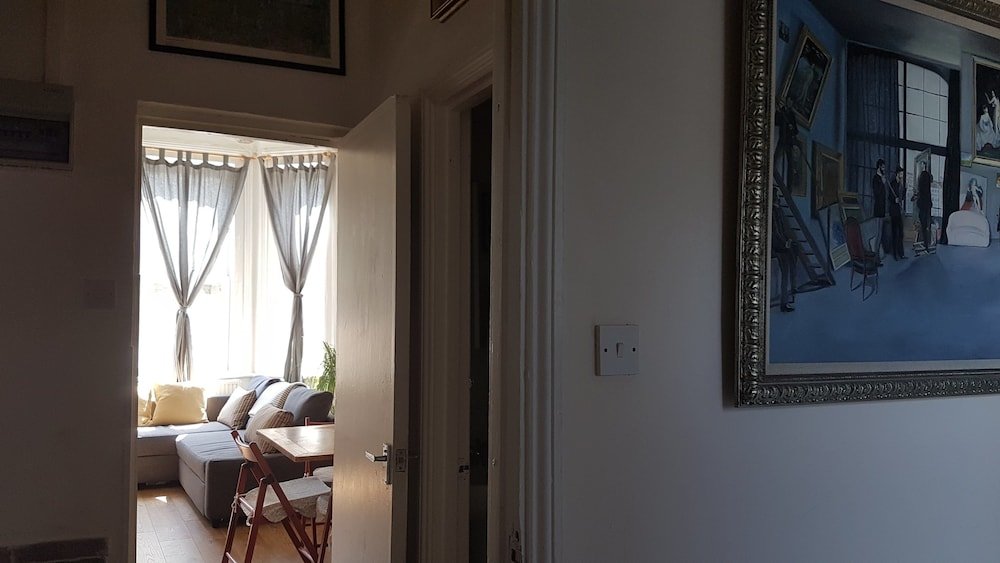 Фото Comfortable Apartment in Central London