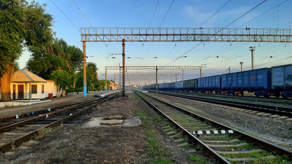 Railway station Railway station, Evpatoria, photo