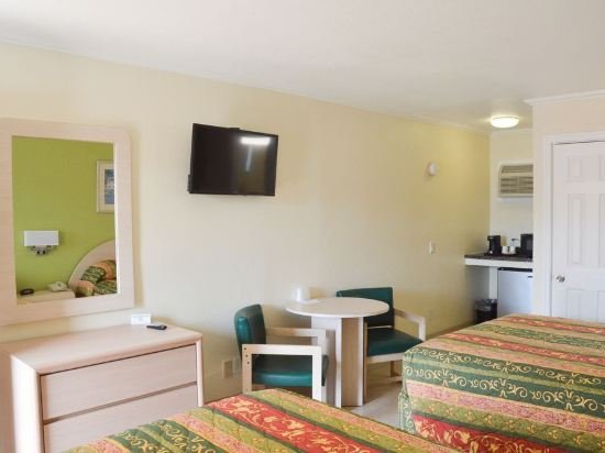 Фото Anthony's on the Beach