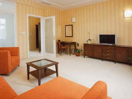 Фото Hotel Sandor Pavillon