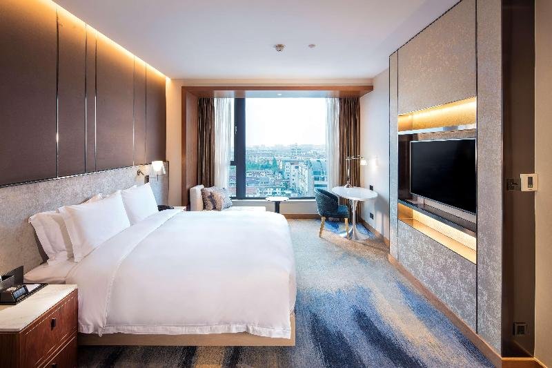 Фото Hilton Garden Inn Shanghai Hongqiao Necc