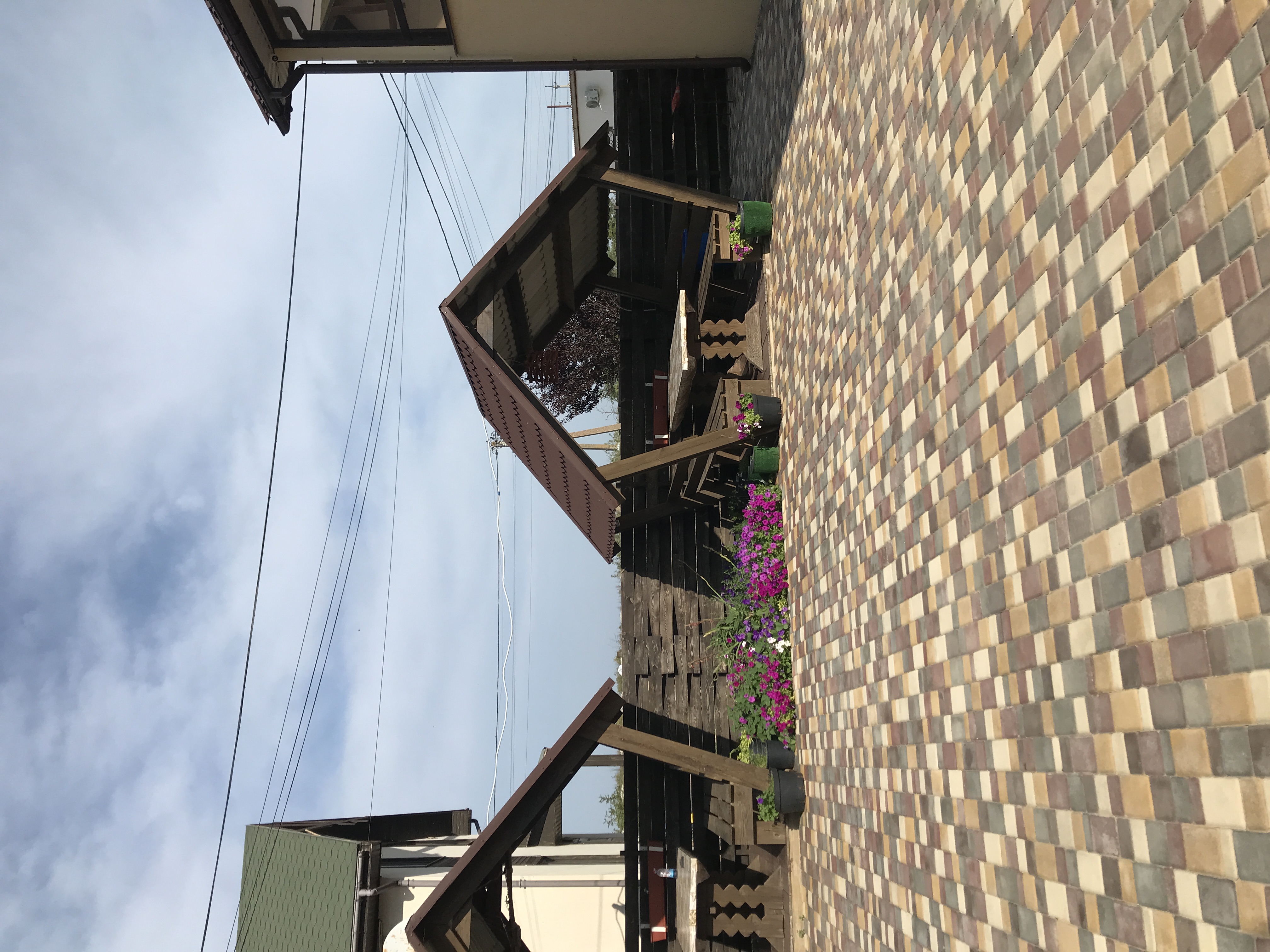 Фото У сестер