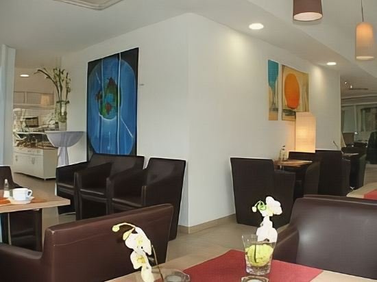 Фото Hotel Aviva