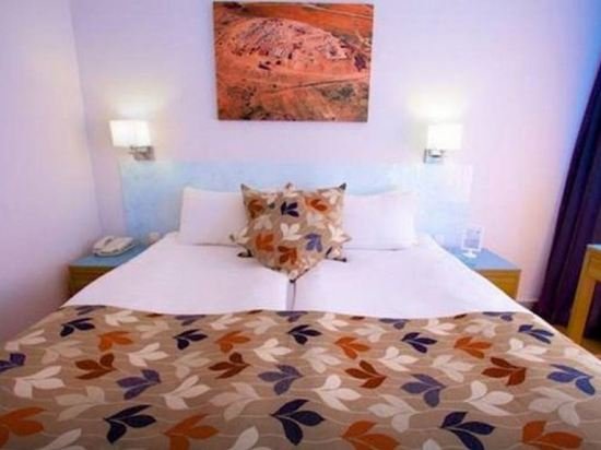 Фото Poli Urban Tel Aviv Hotel