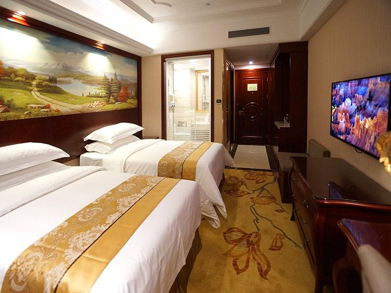 Фото Ji Hotel Shanghai Pudong Airport Free Trade Zone