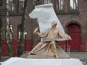 В.М. Ивасюк (Lviv, prospekt Tarasa Shevchenka, 7) ، نصب تذكاري للحرب، مقبرة جماعية