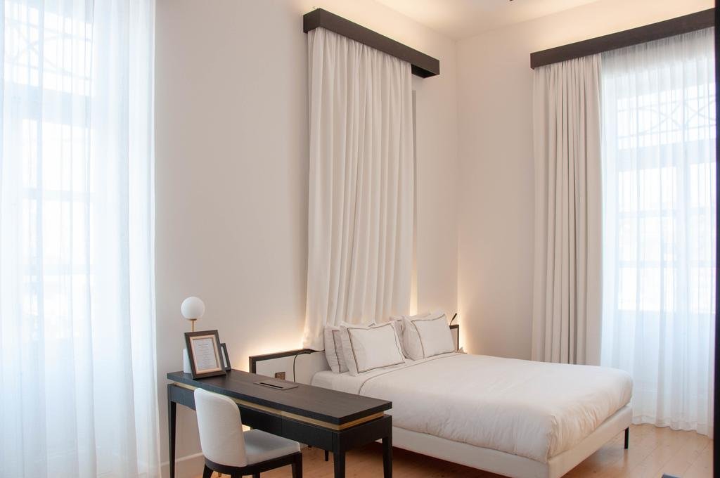 Фото S Paul Hotel